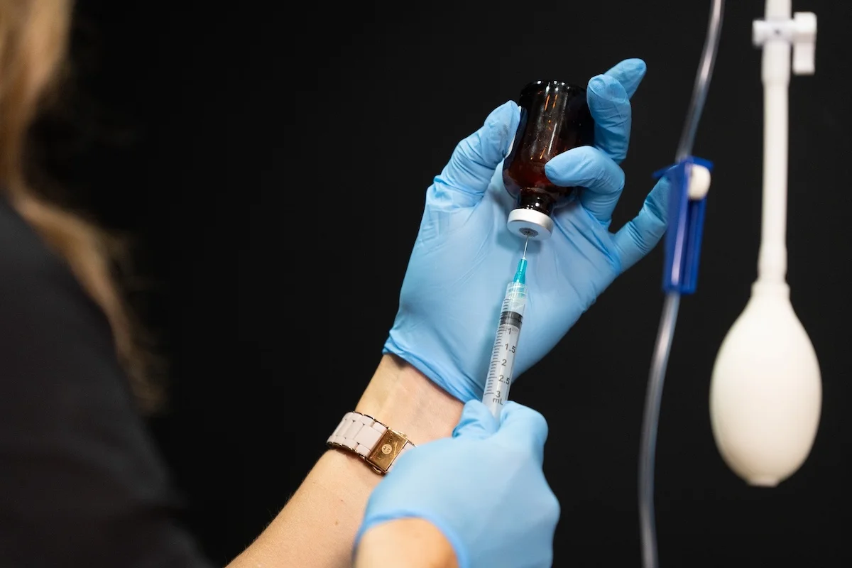 NAD+ injections for cellular energy boost at Express Med Spa Shorewood & La Grange & Frankfort IL & Mount Greenwood Locations